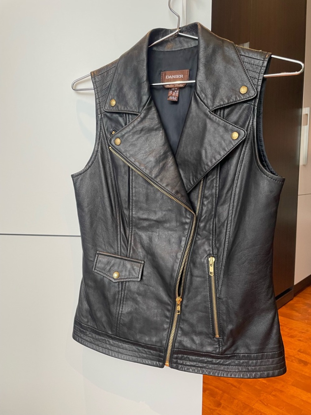 Danier XS Black Leather Asymmetrical Moto Vest with Gold Hardware
